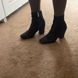 Elegant Black Ankle Boots